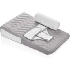 BabyJem Baby Refluxkussen Met Zijkussens Grey -Roba || Alvi || Pinolino Winkel babyjem baby refluxkussen met zijkussens grey a289506 1