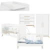 Bopita Babykamer Fenna 3-delig Met Commode 70 X 140 Cm Cabriolet Wit / Natuur 2 Bopita Babykamer Fenna 3-delig Met Commode 70 X 140 Cm Cabriolet Wit / Natuur -Roba || Alvi || Pinolino Winkel bopita babykamer fenna 3 delig met commode 70 x 140 cm cabriolet wit natuur a343498