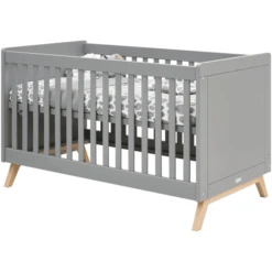 Bopita Babykamer Fenna 3-delig Ombouwbaar, Met Commode 70 X 140 Cm Grijs / Naturel 9 Bopita Babykamer Fenna 3-delig Ombouwbaar, Met Commode 70 X 140 Cm Grijs / Naturel -Roba || Alvi || Pinolino Winkel bopita babykamer fenna 3 delig ombouwbaar met commode 70 x 140 cm grijs naturel a343504 2