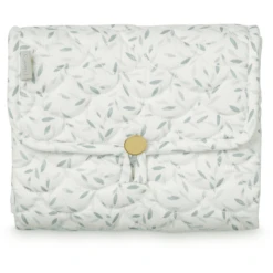 Cam Cam Copenhagen Cam Cam® COPENHAGEN Quilted Changing Mat Green Leaves -Roba || Alvi || Pinolino Winkel cam cam copenhagen quilted changing mat green leaves a370891 2