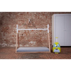 CHILDHOME Tipi Bedframe Natuur Wit 70 X 140 Cm -Roba || Alvi || Pinolino Winkel childhome tipi bedframe natuur wit 70 x 140 cm a265358 3
