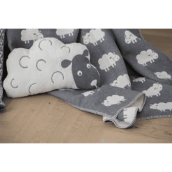 DAVID FUSSENEGGER Kussen Schaapjes Grijs 30 X 50 Cm -Roba || Alvi || Pinolino Winkel david fussenegger kussen schaapjes grijs 30 x 50 cm a291073 3