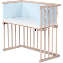 Dreamgood Co-sleeper Beuken Naturel | Matras Prime Air | Nest, Hemelsblauw Stippen Wit -Roba || Alvi || Pinolino Winkel dreamgood co sleeper beuken naturel matras prime air nest hemelsblauw stippen wit a348756 1