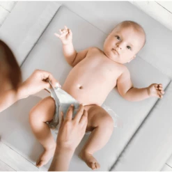 JULIUS ZÖLLNER Aankleedkussen Softy Uni Lichtgrijs 75 X 75 Cm -Roba || Alvi || Pinolino Winkel julius zoellner aankleedkussen softy uni lichtgrijs 75 x 75 cm a302462 1