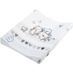 JULIUS ZÖLLNER Aankleedkussen Wig Folie Knuffelbeer 50 X 65 Cm -Roba || Alvi || Pinolino Winkel julius zoellner aankleedkussen wig folie knuffelbeer 50 x 65 cm a285822 1