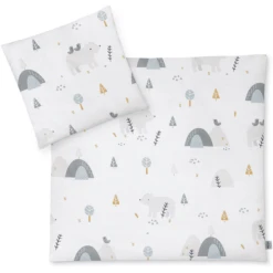 JULIUS ZÖLLNER Jersey Bedlinnen Mountain Bear 80 X 80 Cm -Roba || Alvi || Pinolino Winkel julius zoellner jersey bedlinnen mountain bear 80 x 80 cm a285426 1