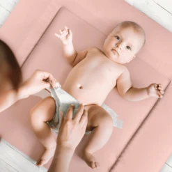 JULIUS ZÖLLNER Verwisselmat Softy Uni Mauve 85 X 75 Cm -Roba || Alvi || Pinolino Winkel julius zoellner verwisselmat softy uni mauve 85 x 75 cm a302458 1