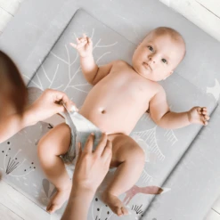 JULIUS ZÖLLNER Verwisselmat Softy Woodlife 85 X 75 Cm -Roba || Alvi || Pinolino Winkel julius zoellner verwisselmat softy woodlife 85 x 75 cm a302448 1