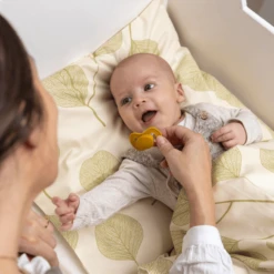 Lullaby Planet Beddengoed 70x100cm - Meer Green -Roba || Alvi || Pinolino Winkel lullaby planet beddengoed 70x100cm meer green a354747 1