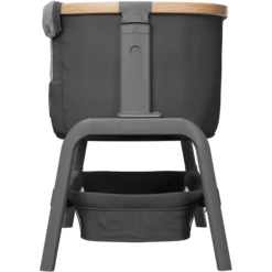 Maxi-Cosi MAXI COSI Co-sleeper Iora Essential Graphite -Roba || Alvi || Pinolino Winkel maxi cosi co sleeper iora essential graphite a275400 3