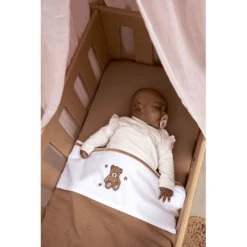 MEYCO Babydeken Small Mini Knots Toffee 75 X 100 Cm 9 MEYCO Babydeken Small Mini Knots Toffee 75 X 100 Cm -Roba || Alvi || Pinolino Winkel meyco babydeken small mini knots toffee 75 x 100 cm a388568 2