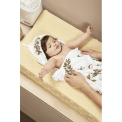 Meyco Verzorgingskussenhoes Knots Soft Yellow -Roba || Alvi || Pinolino Winkel meyco verzorgingskussenhoes knots soft yellow a359254 3