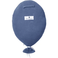 Nordic Coast Company Sierkussen Ballon " Welcome Little One" Blauw -Roba || Alvi || Pinolino Winkel nordic coast company sierkussen ballon welcome little one blauw a412094 1