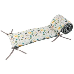 Ullenboom Nest Voor Babybedje Sage Green Rainforest 210 X 30 Cm -Roba || Alvi || Pinolino Winkel ullenboom nest voor babybedje sage green rainforest 210 x 30 cm a363019 2