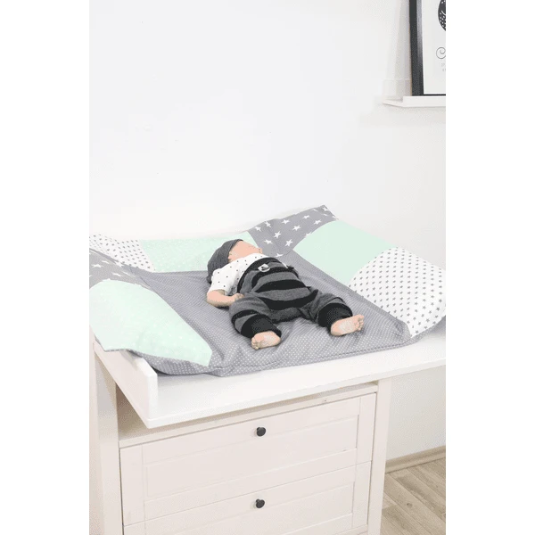 Ullenboom Patchwork Hoes Voor Aankleedkussen Olifant Mint Grijs 75x85 Cm 6 Ullenboom Patchwork Hoes Voor Aankleedkussen Olifant Mint Grijs 75x85 Cm - Afbeelding 4